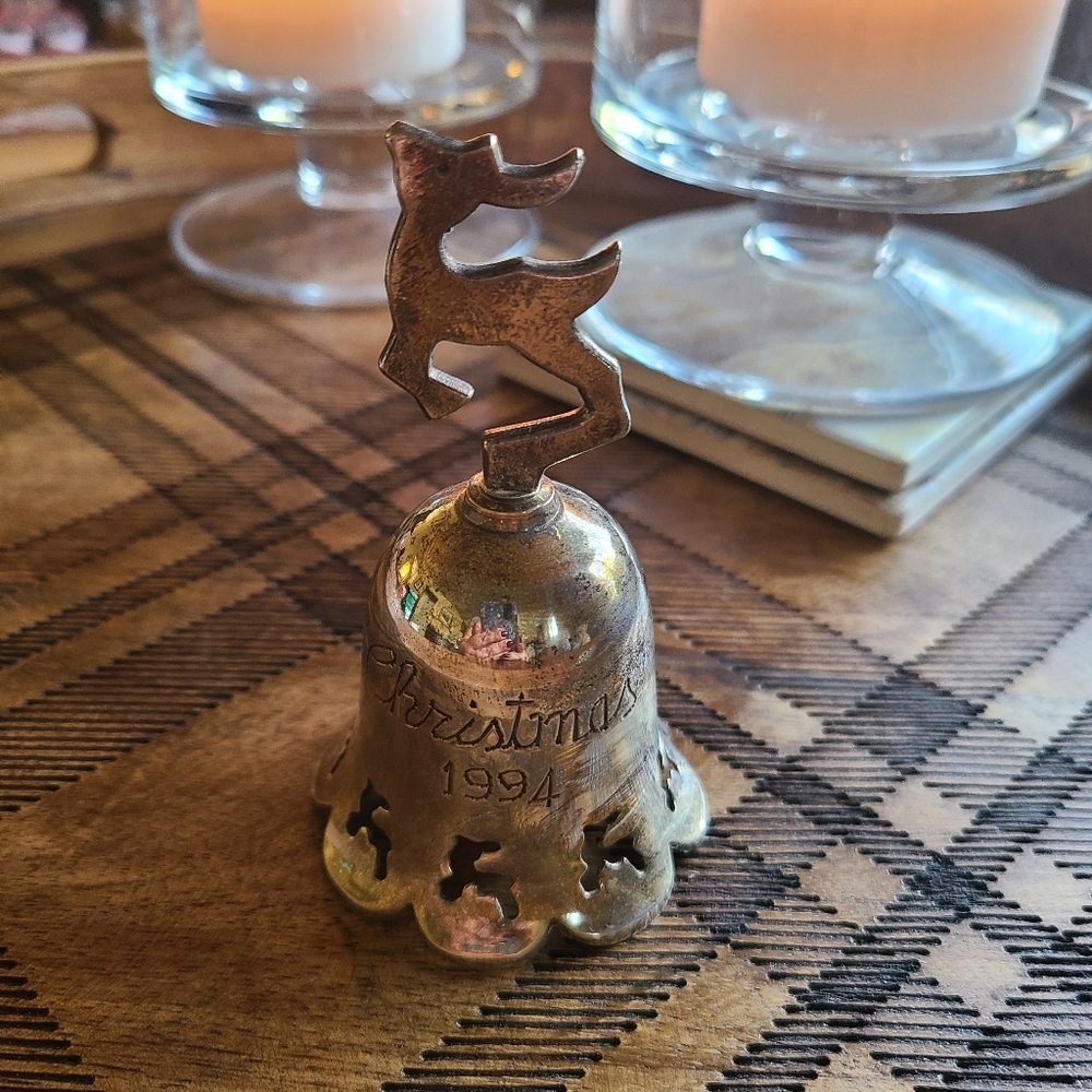 International Silver Co 1994 reindeer bell